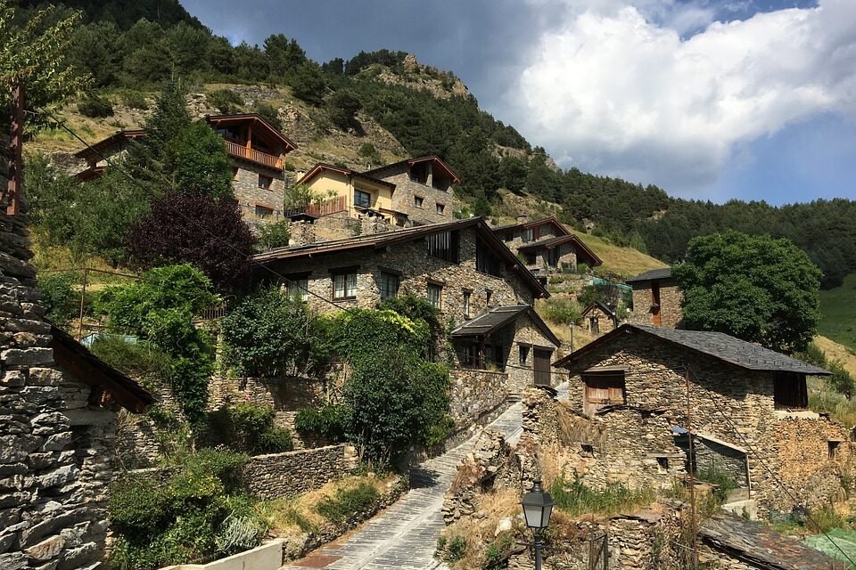 Andorra Travel Guide 2025: Top Destinations for Nature Lovers and Ski Enthusiasts