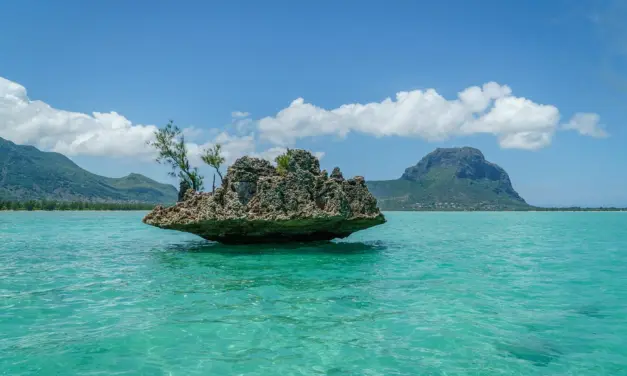 Mauritius Travel Guide 2025: Top Destinations, Tips, and Trends for Your Island Getaway