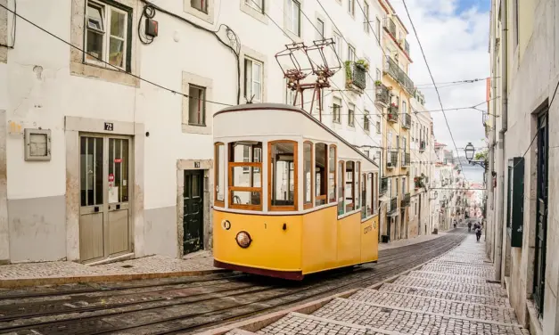Portugal Travel Trends for 2025: Top Destinations and Experiences You Can’t Miss