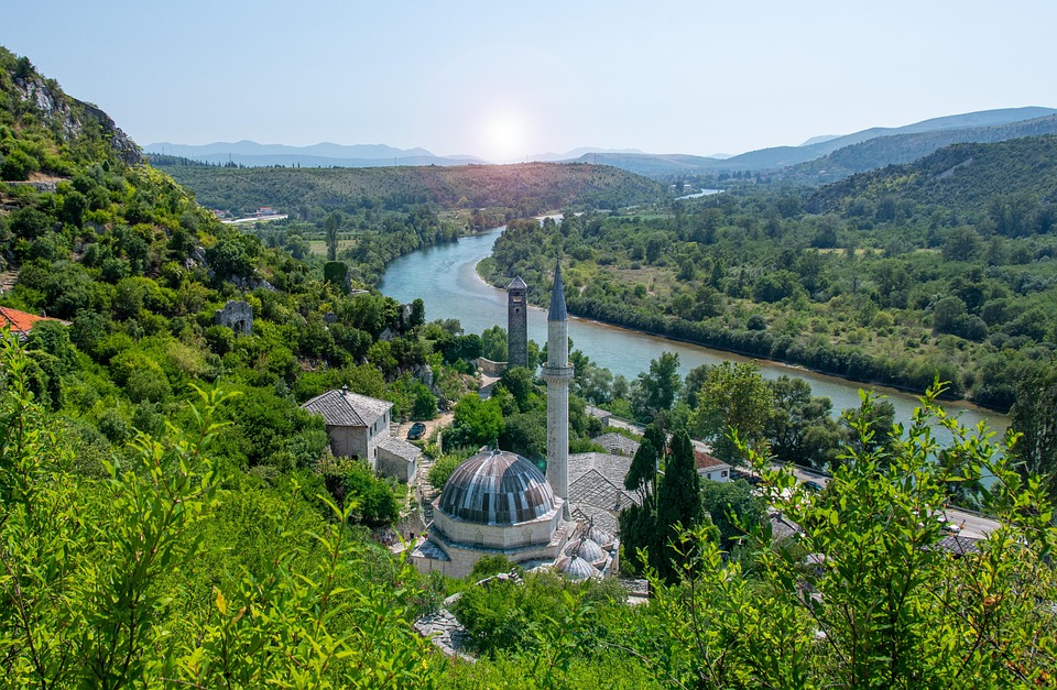 Discover Bosnia and Herzegovina: Hidden Gems and Travel Tips for an Unforgettable Journey