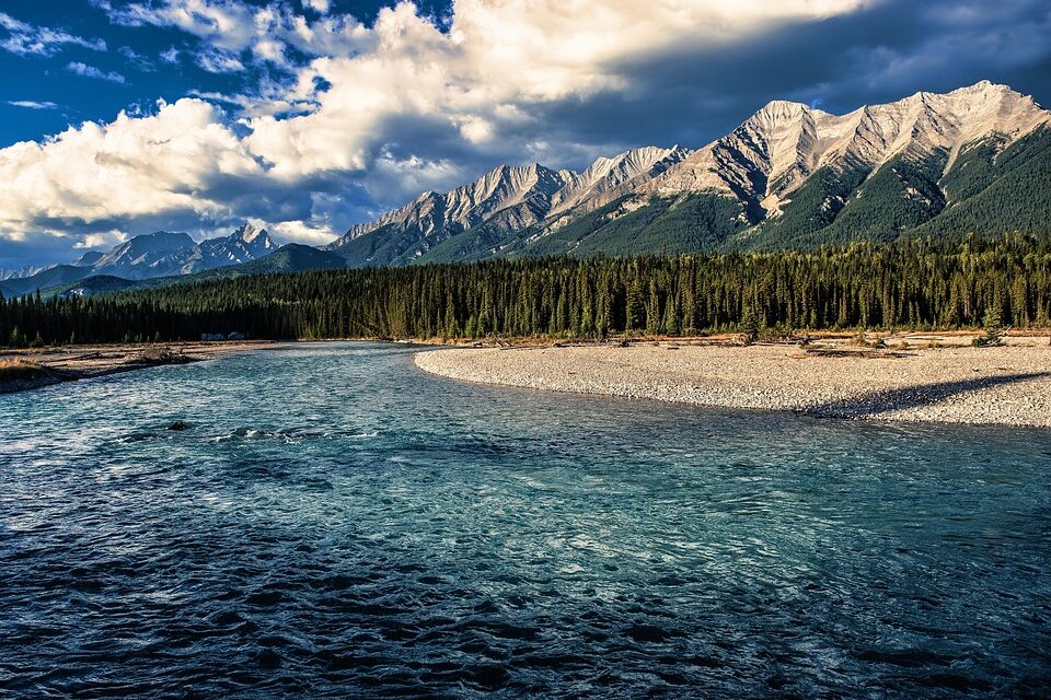 Exploring Canada’s Hidden Gems: Secret Spots Every Traveler Should Discover
