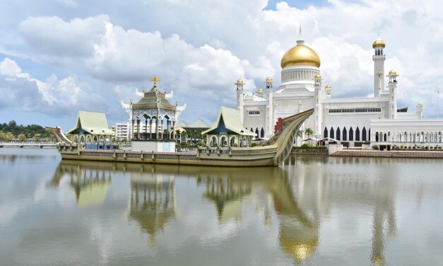 Unveiling Brunei: Hidden Gems and Must-Visit Attractions for the Ultimate Traveler