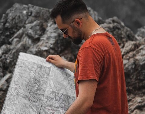 10 Remarkable Travel Biographies That Will Ignite Your Wanderlust