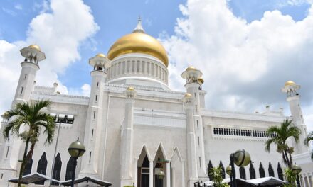 Exploring Brunei: Fascinating Facts and Travel Tips for Visiting the Abode of Peace