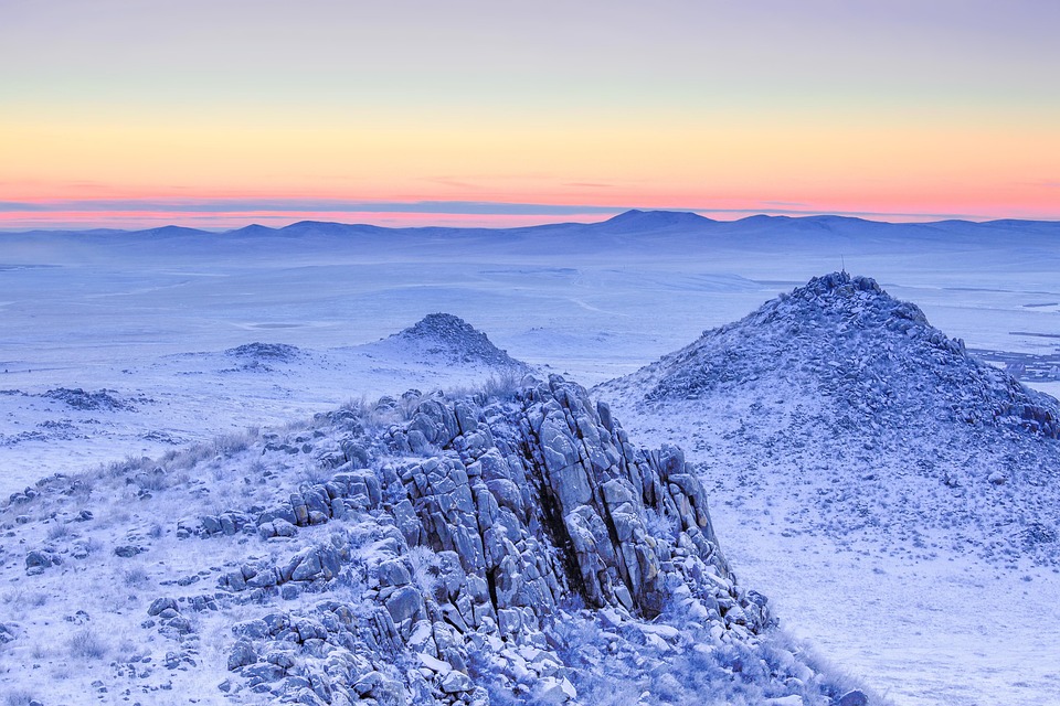 Exploring Mongolia: Fascinating Facts and Expert Travel Tips for Your Next Adventure