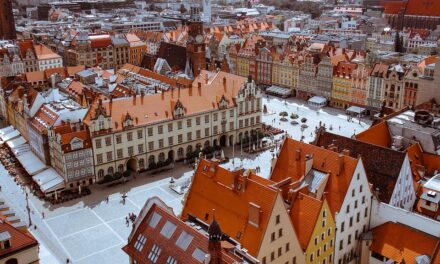 The Ultimate Poland Travel Guide: Fascinating Facts and Expert Tips