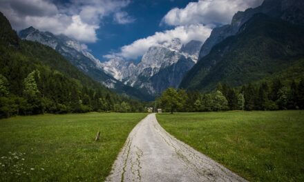 Top Reasons to Visit Slovenia: Stunning Landscapes, Hidden Trails, and Expert Travel Tips