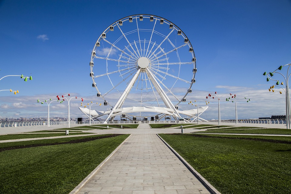 Top Travel Tips for Exploring Azerbaijan’s Breathtaking Landscapes and Vibrant Culture