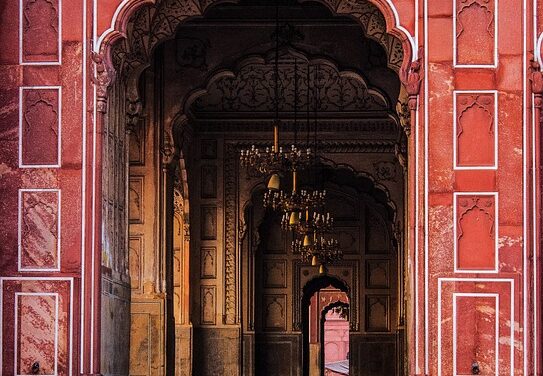 Exploring Pakistan’s Scenic Treasures: Mountains, Valleys, and Secret Paradises