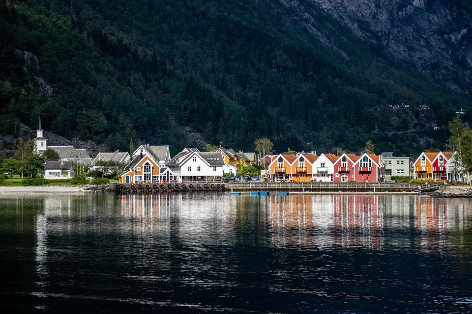 The Ultimate Guide to Exploring Norway’s Beautiful Fjords
