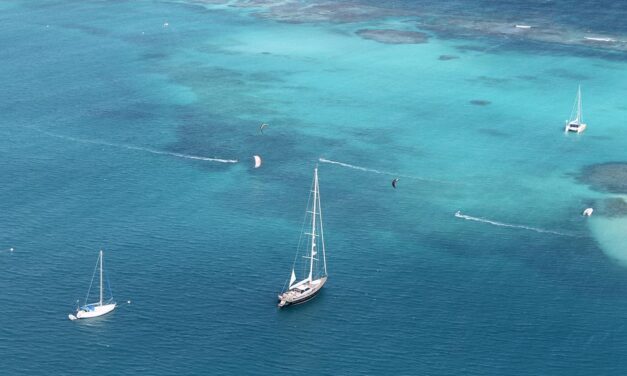The Ultimate Travel Guide to Saint Lucia: Expert Tips and Captivating Attractions