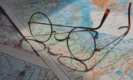 Famous Travel Biographies: Personal Stories of Adventure and Discovery