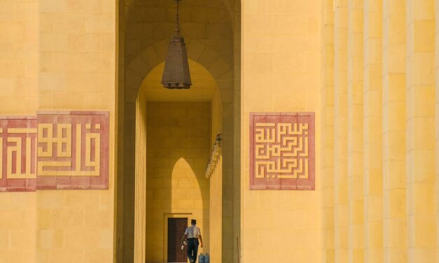 The Complete Guide to Exploring Bahrain: Iconic Landmarks and Secret Spots