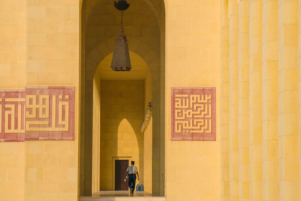 The Complete Guide to Exploring Bahrain: Iconic Landmarks and Secret Spots