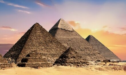 Wander Through Egypt’s Enchanting Landscapes: A Traveler’s Bucket List