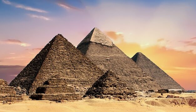 Wander Through Egypt’s Enchanting Landscapes: A Traveler’s Bucket List