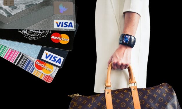 Top Money-Saving Hacks with Travel Credit Cards: A Budget Traveler’s Guide