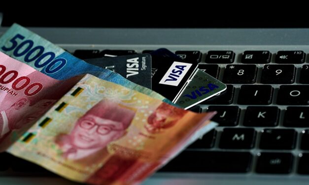 Travel Smarter: Do’s and Don’ts for Choosing the Best Rewards Credit Cards