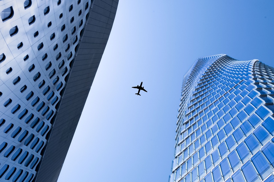 Effortless Trip Planning: Budget Guides, Safety Apps, and Booking Tools You Can’t Miss