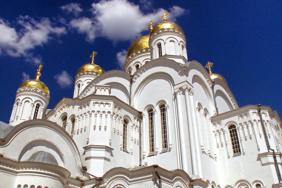 From Moscow to Siberia: Top Attractions and Travel Tips for Exploring Russia