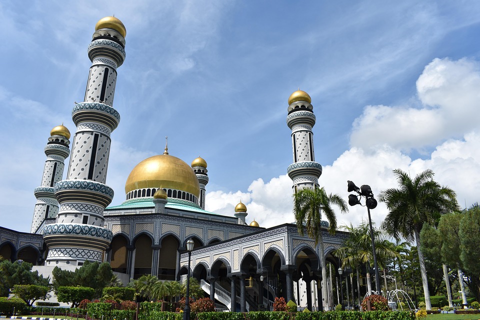 The Complete Guide to Brunei: Must-See Landmarks, Local Secrets, and Travel Essentials