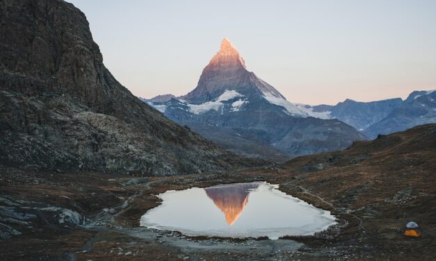 Top Must-Visit Destinations in Switzerland That Travelers Can’t Stop Raving About