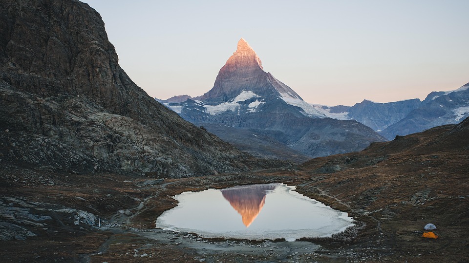 Top Must-Visit Destinations in Switzerland That Travelers Can’t Stop Raving About
