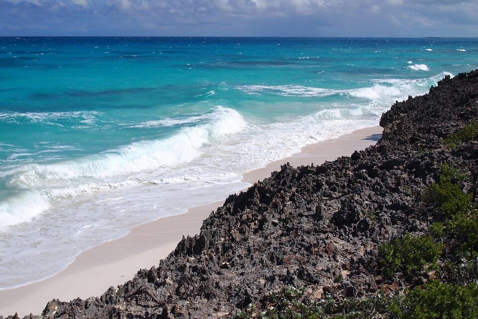 Bahamas Beyond the Beaches: Fascinating Facts and Unique Experiences Await