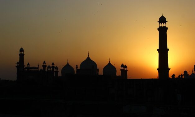 Epic Road Trips Across Pakistan: Routes, Stops, and Incredible Experiences