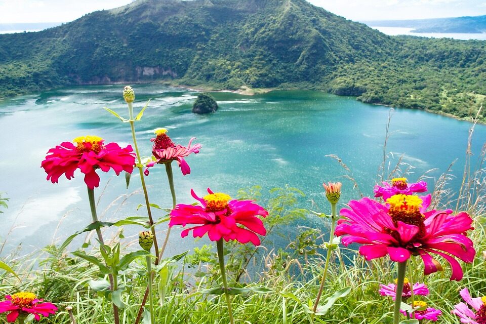 Dive Deeper Into the Philippines: Hidden Islands, Unique Experiences, and Travel Tips