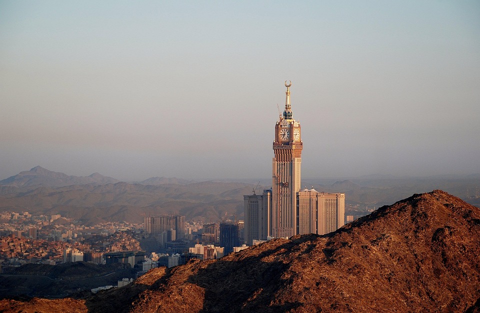 How to Travel Smart in Saudi Arabia: Expert Tips for a Memorable Trip