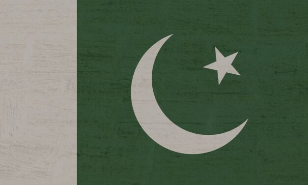 Pakistan’s Most Stunning Landscapes: From the Karakoram Peaks to Balochistan’s Coast