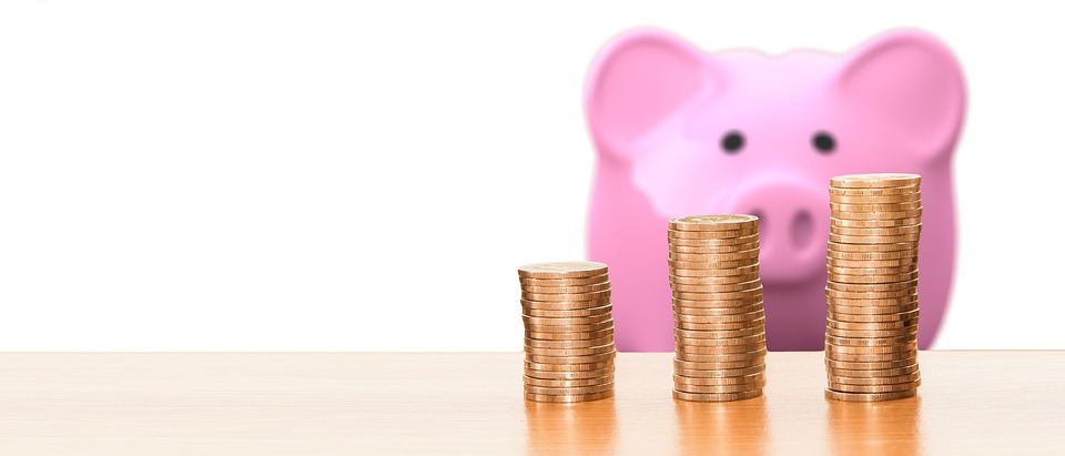 Travel on a Budget: Essential Resources for Affordable and Safe Trips