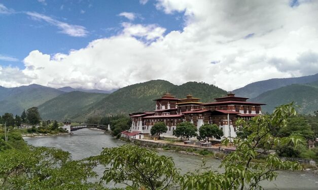Bhutan’s Top Mystical Monasteries and Scenic Hikes You Can’t Miss