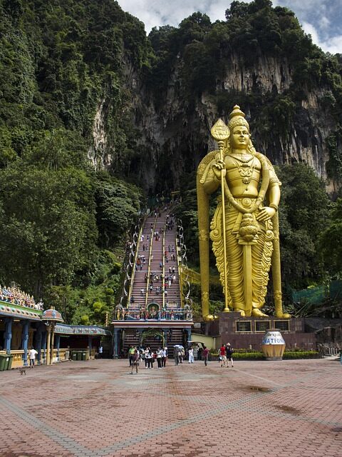Nature’s Masterpieces in Malaysia: National Parks, Rainforests, and Eco-Treasures