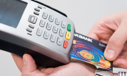 Using Travel Credit Cards to Plan a Cheap Yet Luxurious Vacation: Here’s How