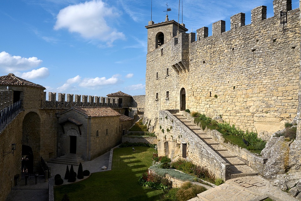 Winding Streets and Timeless Beauty: Exploring the Authentic Side of San Marino