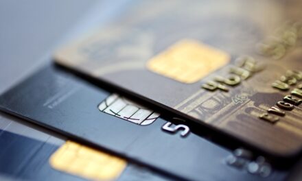 Best Travel Credit Cards for Digital Nomads: Earn Rewards While You Explore the World