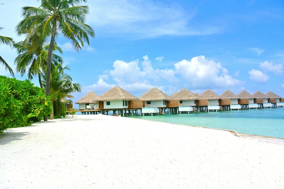 Maldives on a Budget: How to Experience Luxury Without Spending a Fortune