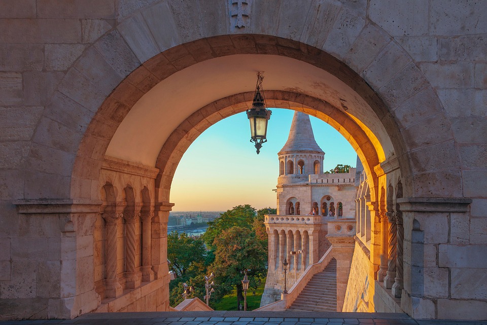 10 Must-See Places in Hungary That Showcase Its Rich History and Culture