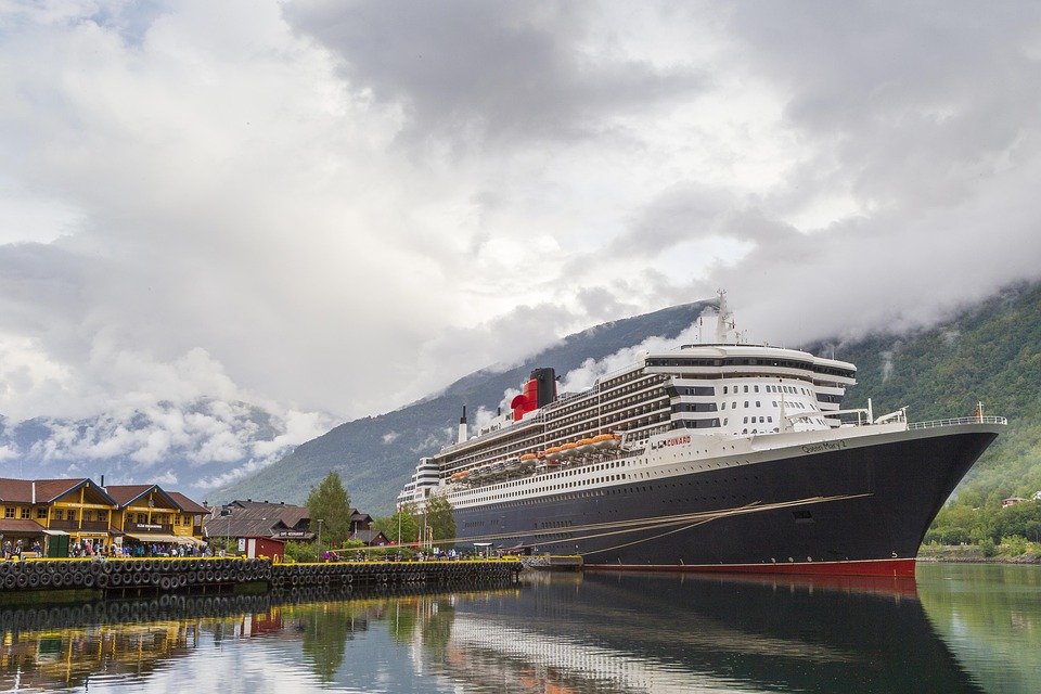A Journey Through Norway’s Fairytale Villages and Coastal Towns