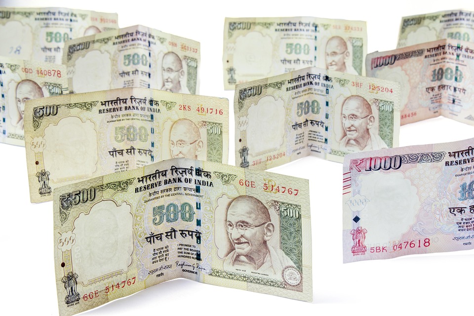 How to Manage Foreign Currency Like a Pro: Tips for Travelers